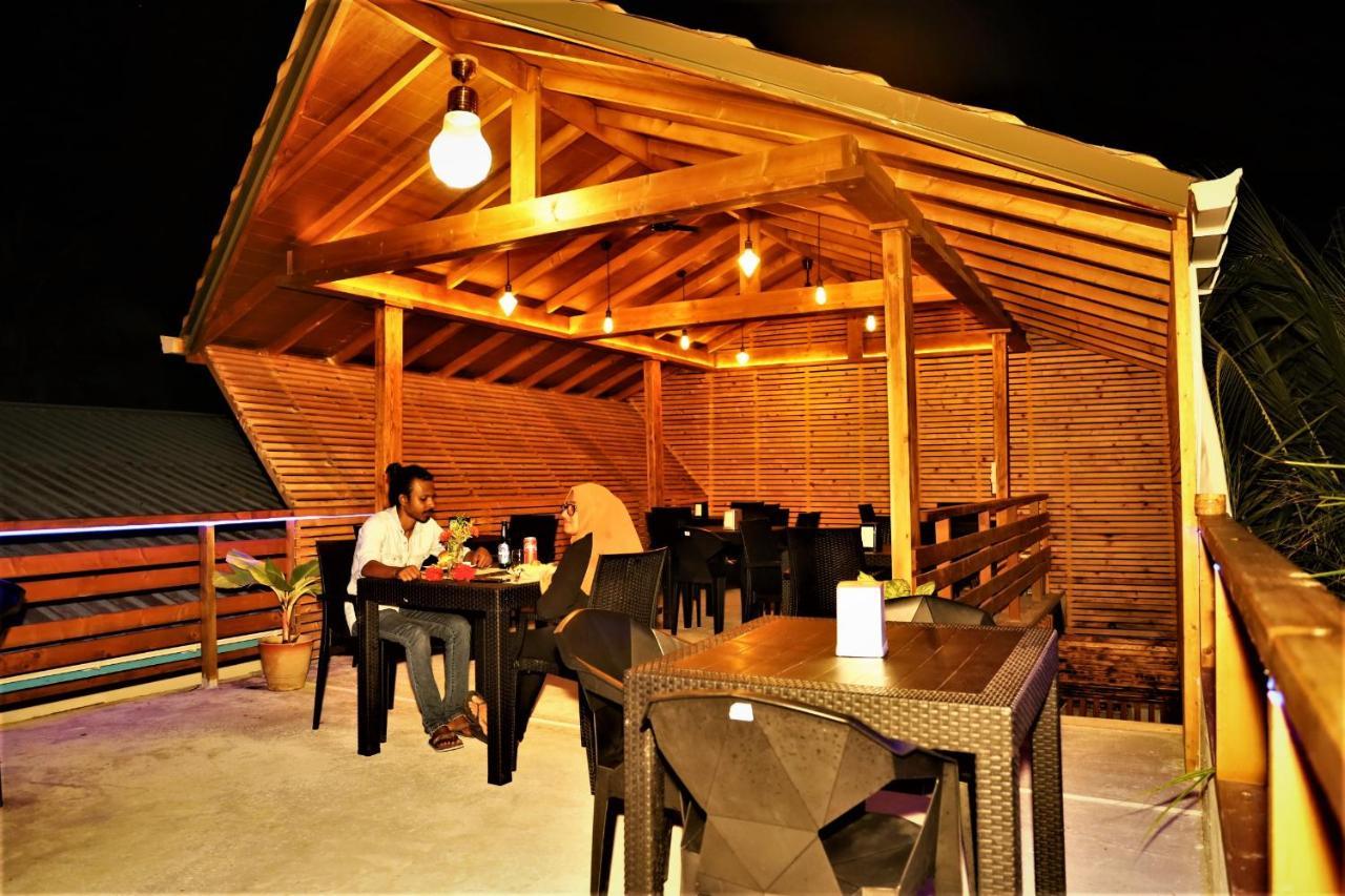 Dhigurah Beach Inn Dış mekan fotoğraf